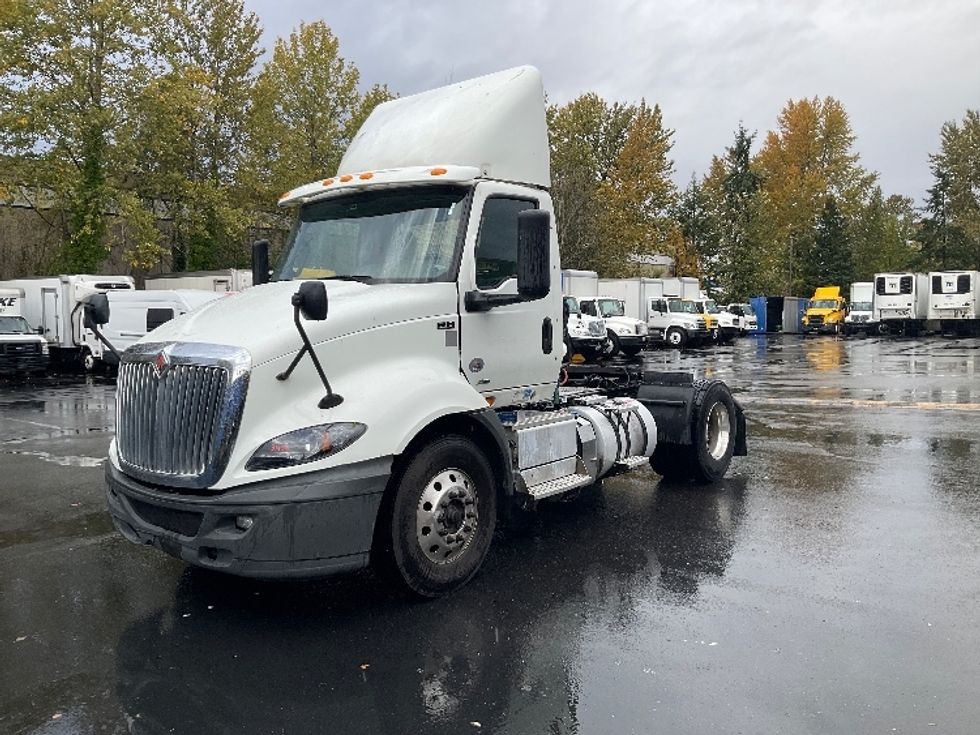 Day Cab Tractor-Heavy Duty Tractors-International-2020-RH613-Kent-WA-166,243\n\t\tmiles-$ 26,500 - Image 3
