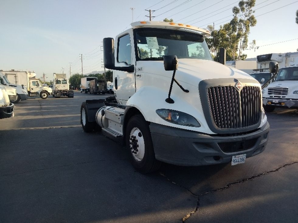Day Cab Tractor-Heavy Duty Tractors-International-2020-RH613-La Mirada-CA-358,168\n\t\tmiles-$ 21,250 - Image 1