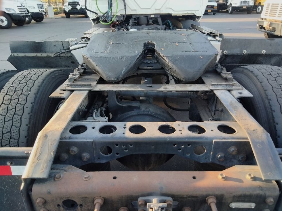 Day Cab Tractor-Heavy Duty Tractors-International-2020-RH613-La Mirada-CA-358,168\n\t\tmiles-$ 21,250 - Image 6