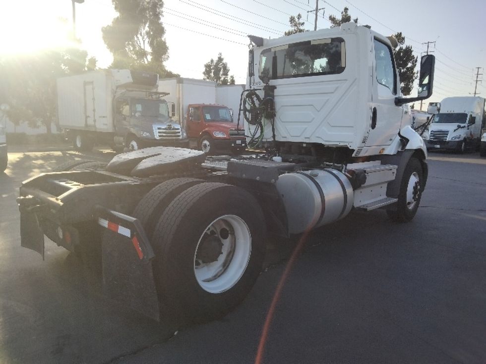 Day Cab Tractor-Heavy Duty Tractors-International-2020-RH613-La Mirada-CA-358,168\n\t\tmiles-$ 21,250 - Image 7