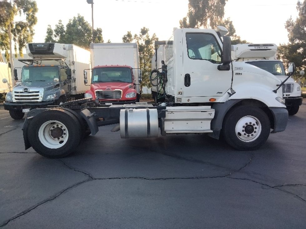 Day Cab Tractor-Heavy Duty Tractors-International-2020-RH613-La Mirada-CA-358,168\n\t\tmiles-$ 21,250 - Image 8