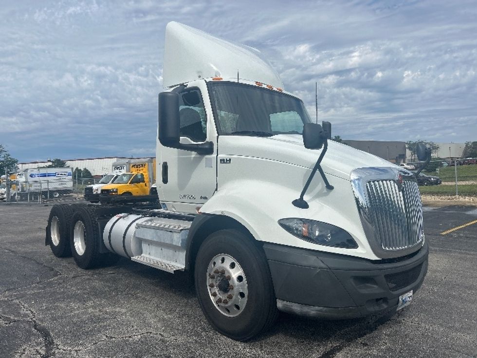 Day Cab Tractor-Heavy Duty Tractors-International-2020-RH613-La Porte-IN-203,652\n\t\tmiles-$ 31,500 - Image 1
