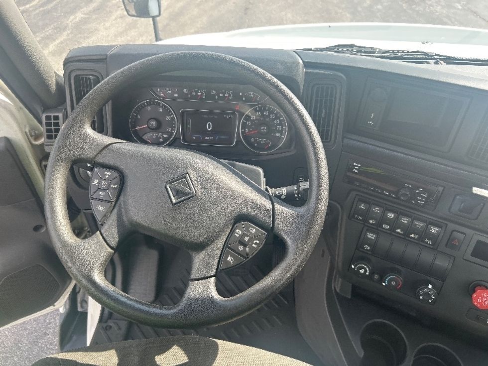 Day Cab Tractor-Heavy Duty Tractors-International-2020-RH613-La Porte-IN-203,652\n\t\tmiles-$ 31,500 - Image 11