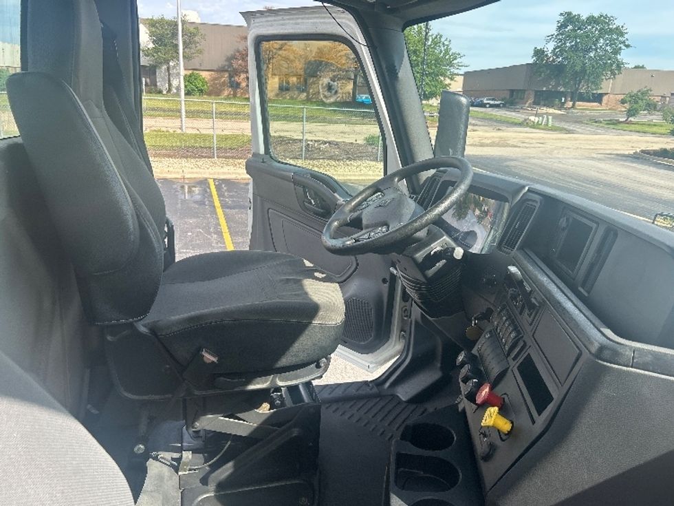 Day Cab Tractor-Heavy Duty Tractors-International-2020-RH613-La Porte-IN-203,652\n\t\tmiles-$ 31,500 - Image 14