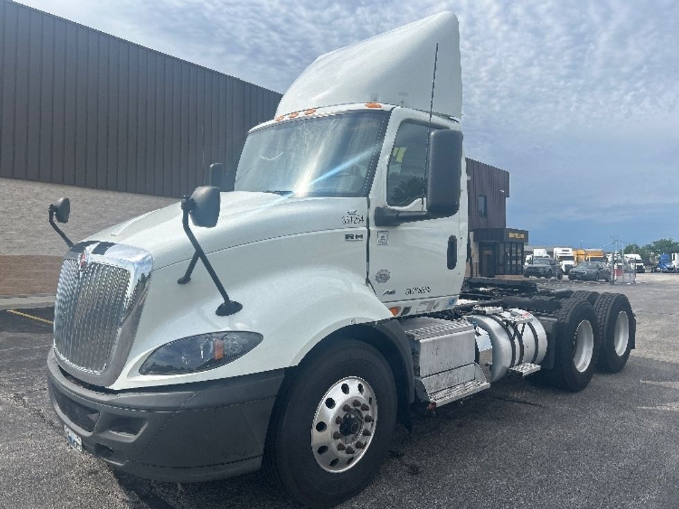 Day Cab Tractor-Heavy Duty Tractors-International-2020-RH613-La Porte-IN-203,652\n\t\tmiles-$ 31,500 - Image 3