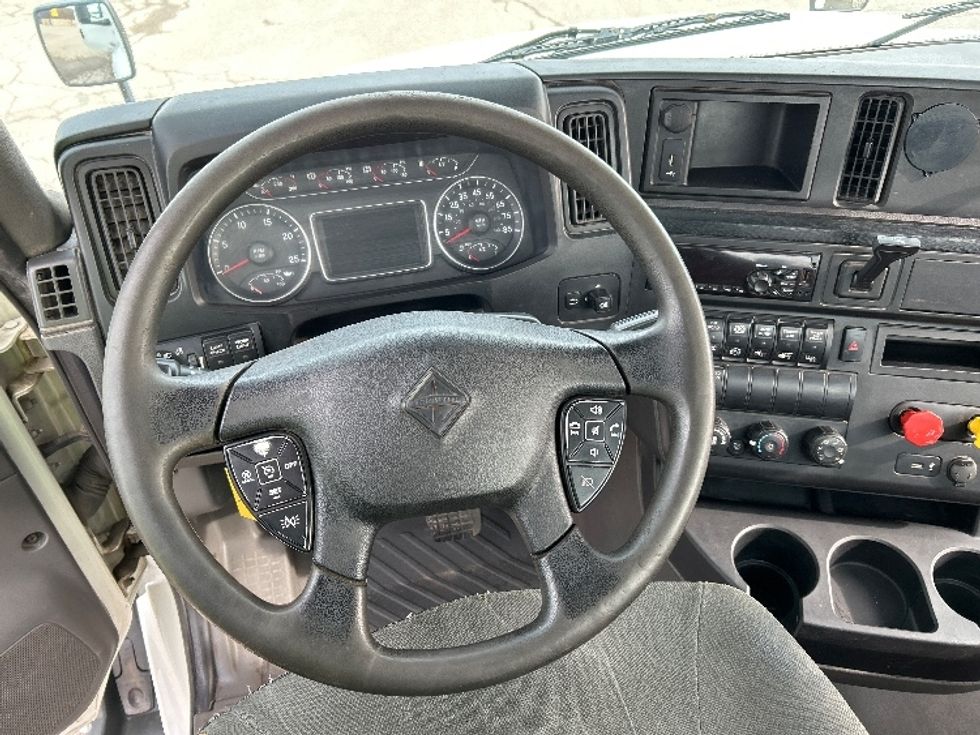 Day Cab Tractor-Heavy Duty Tractors-International-2020-RH613-Lansing-MI-386,863\n\t\tmiles-$ 25,250 - Image 11