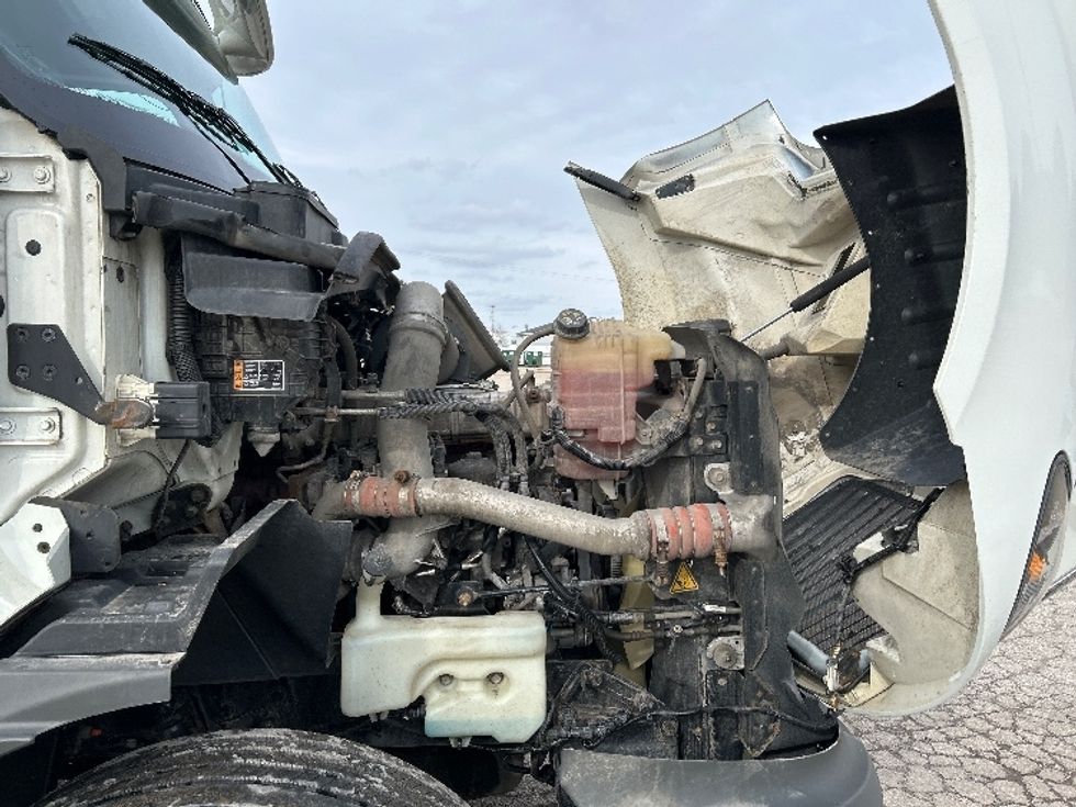 Day Cab Tractor-Heavy Duty Tractors-International-2020-RH613-Lansing-MI-386,863\n\t\tmiles-$ 25,250 - Image 15