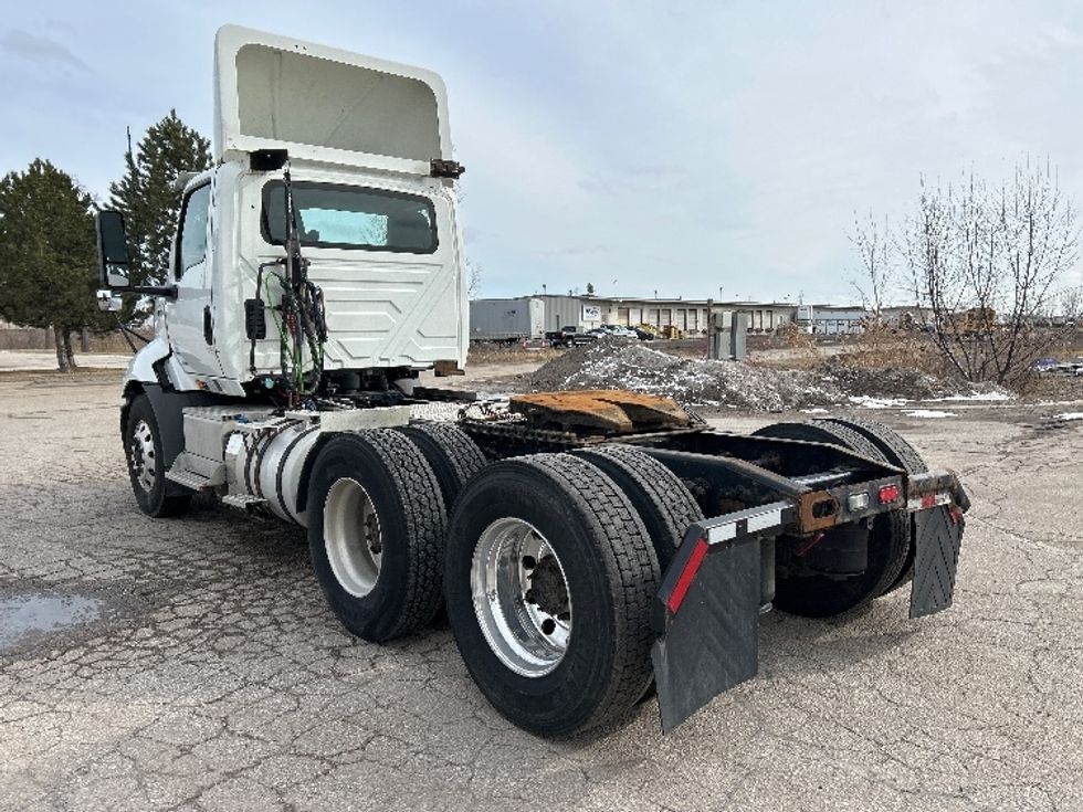 Day Cab Tractor-Heavy Duty Tractors-International-2020-RH613-Lansing-MI-386,863\n\t\tmiles-$ 25,250 - Image 5