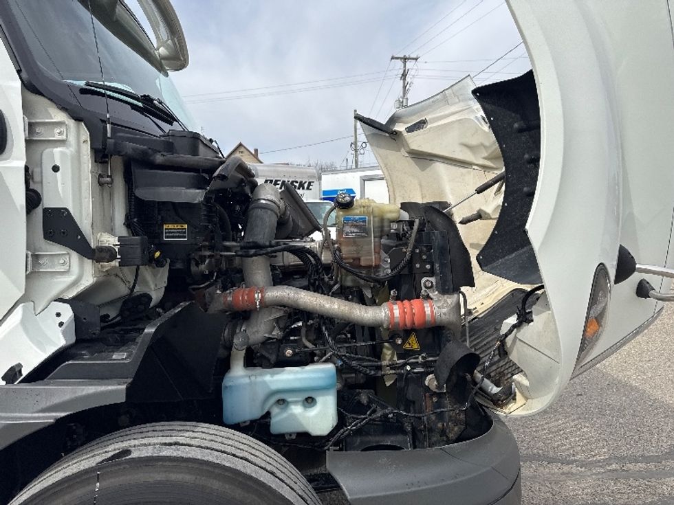 Day Cab Tractor-Heavy Duty Tractors-International-2020-RH613-Lansing-MI-399,424\n\t\tmiles-$ 26,250 - Image 15