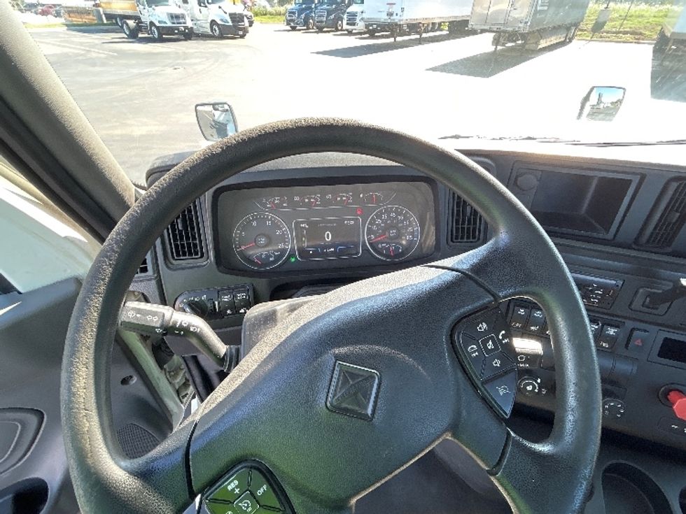 Day Cab Tractor-Heavy Duty Tractors-International-2020-RH613-Lowell-AR-214,501\n\t\tmiles-$ 34,250 - Image 10