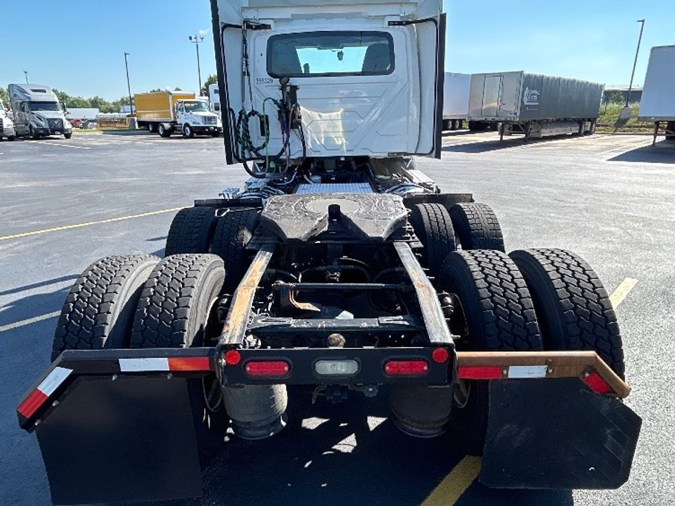 Day Cab Tractor-Heavy Duty Tractors-International-2020-RH613-Lowell-AR-214,501\n\t\tmiles-$ 34,250 - Image 6