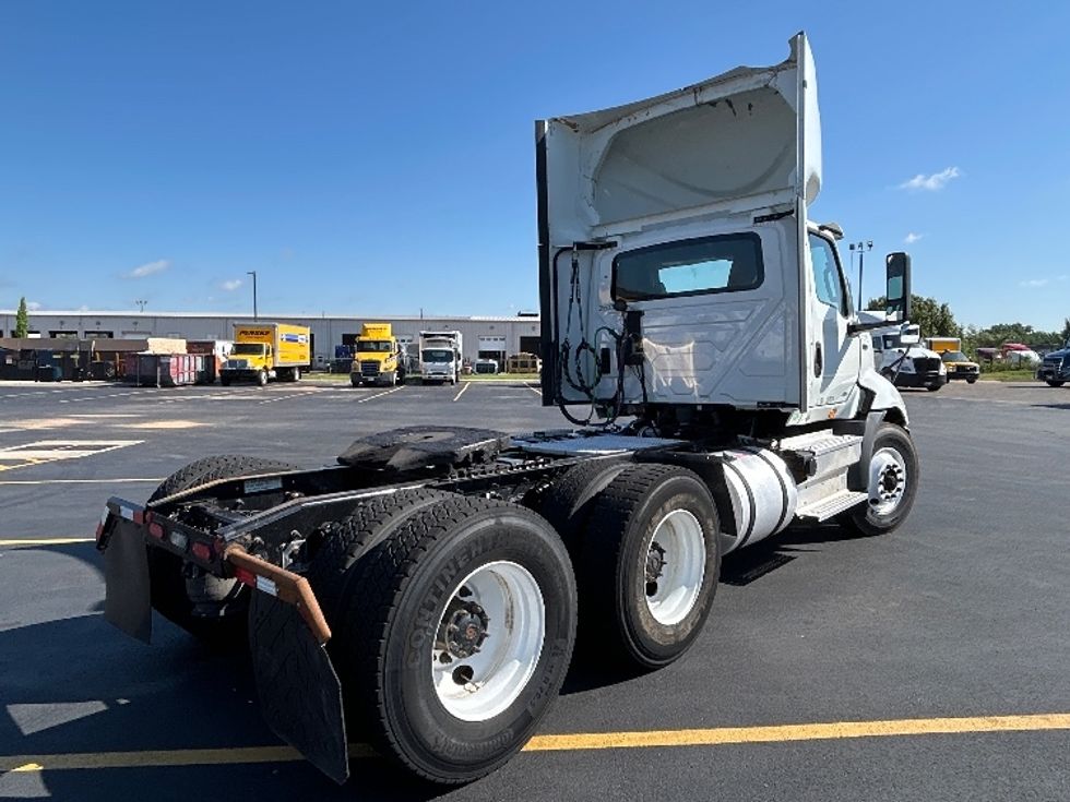 Day Cab Tractor-Heavy Duty Tractors-International-2020-RH613-Lowell-AR-214,501\n\t\tmiles-$ 34,250 - Image 7