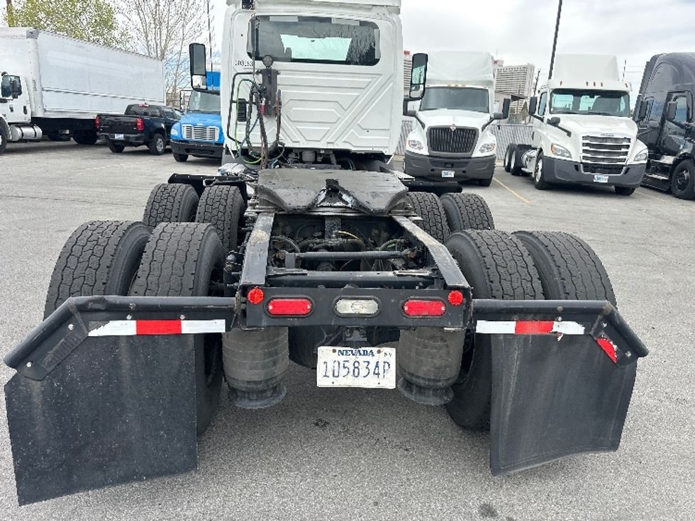 Day Cab Tractor-Heavy Duty Tractors-International-2020-RH613-Medford-OR-224,052\n\t\tmiles-$ 32,000 - Image 6
