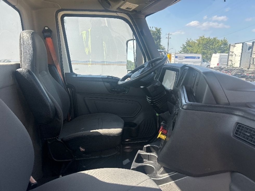 Day Cab Tractor-Heavy Duty Tractors-International-2020-RH613-Memphis-TN-78,737\n\t\tmiles-$ 21,000 - Image 14