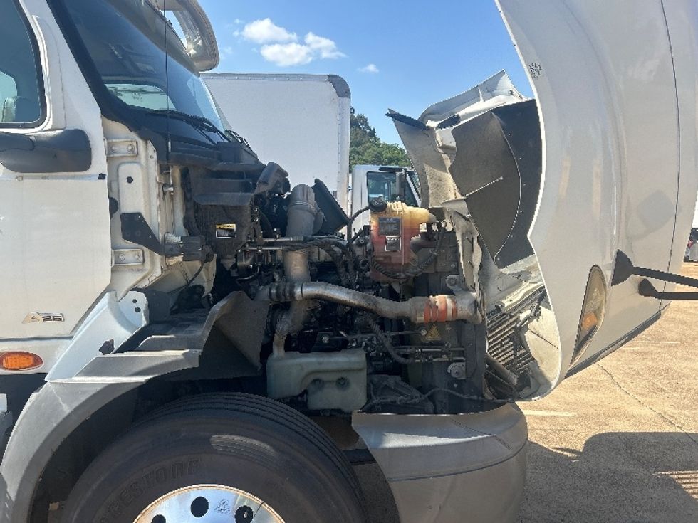 Day Cab Tractor-Heavy Duty Tractors-International-2020-RH613-Memphis-TN-78,737\n\t\tmiles-$ 21,000 - Image 15