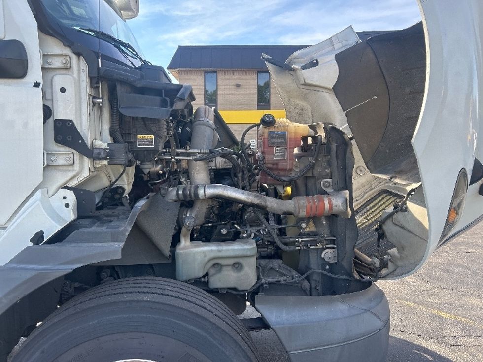 Day Cab Tractor-Heavy Duty Tractors-International-2020-RH613-Memphis-TN-78,737\n\t\tmiles-$ 21,250 - Image 15