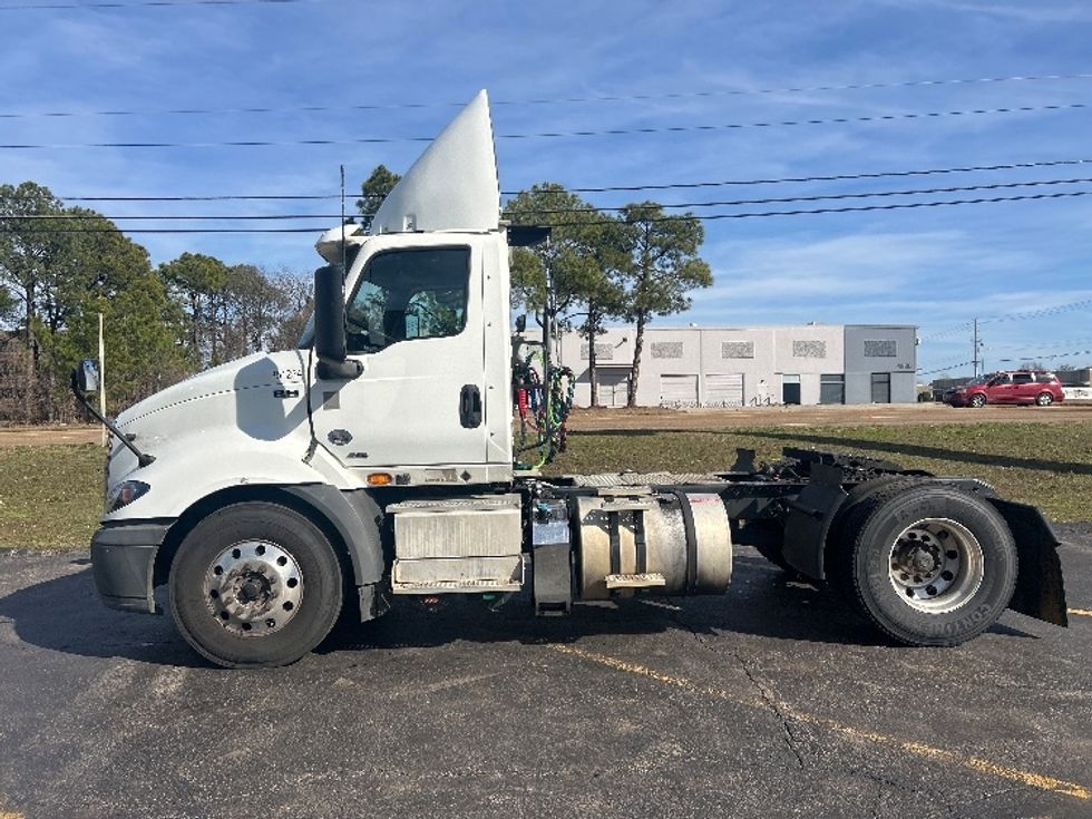 Day Cab Tractor-Heavy Duty Tractors-International-2020-RH613-Memphis-TN-78,737\n\t\tmiles-$ 21,250 - Image 4