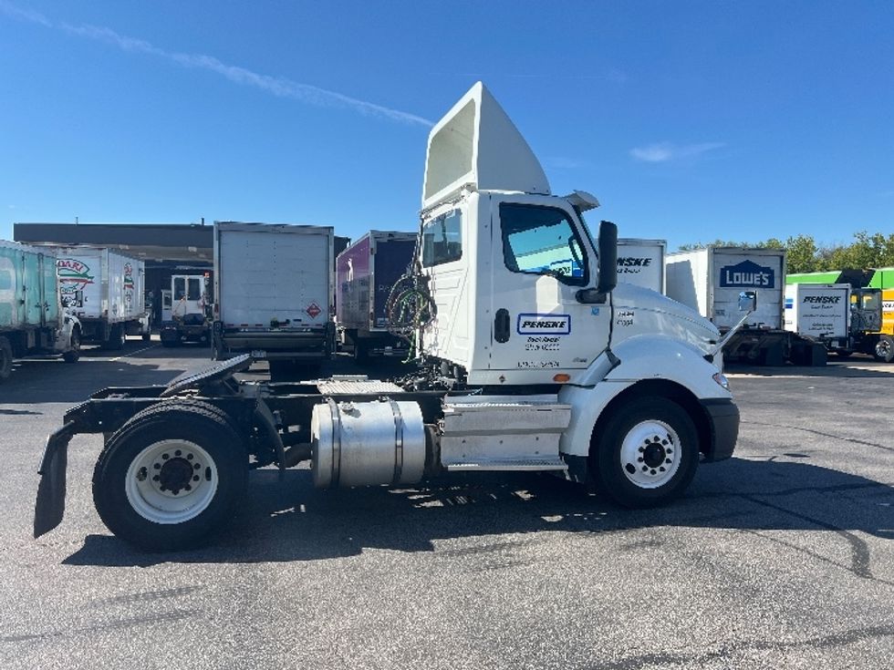 Day Cab Tractor-Heavy Duty Tractors-International-2020-RH613-Middlefield-OH-189,493\n\t\tmiles-$ 23,250 - Image 8