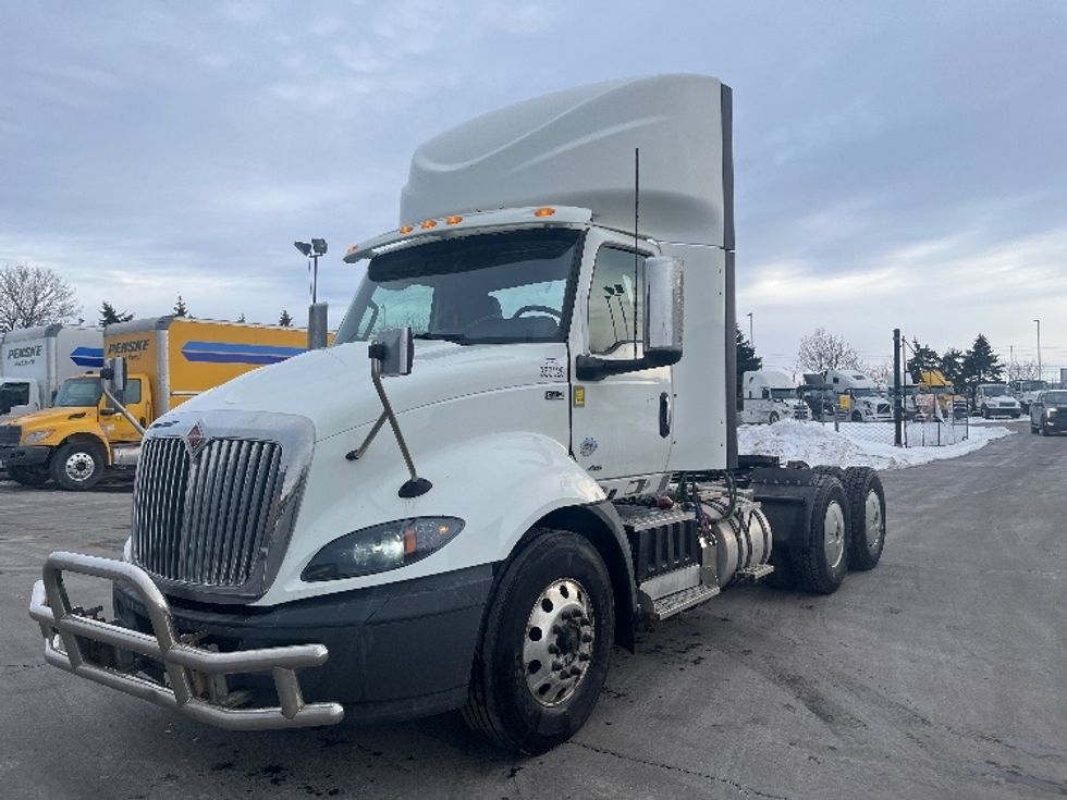 Day Cab Tractor-Heavy Duty Tractors-International-2020-RH613-Mississauga-ON-904,645\n\t\tkm-$ 23,500 - Image 3