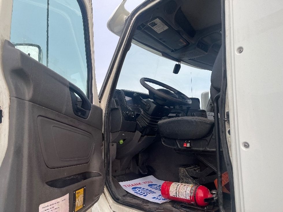 Day Cab Tractor-Heavy Duty Tractors-International-2020-RH613-Mississauga-ON-904,645\n\t\tkm-$ 23,500 - Image 9