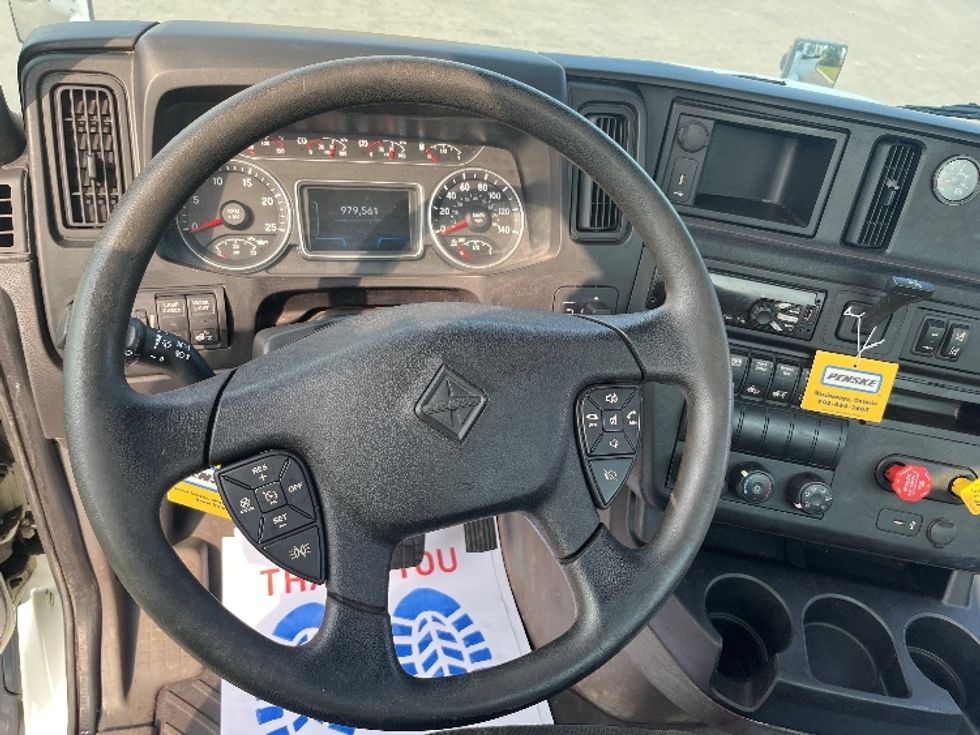 Day Cab Tractor-Heavy Duty Tractors-International-2020-RH613-Mississauga-ON-979,560\n\t\tkm-$ 29,250 - Image 11