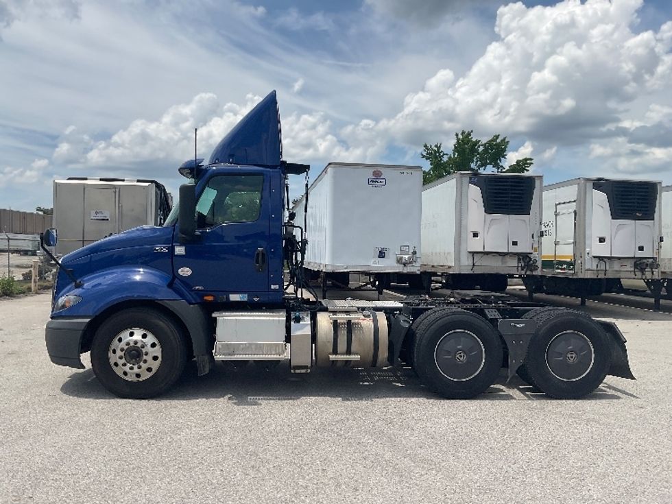 Day Cab Tractor-Heavy Duty Tractors-International-2020-RH613-Moberly-MO-331,304\n\t\tmiles-$ 31,000 - Image 4