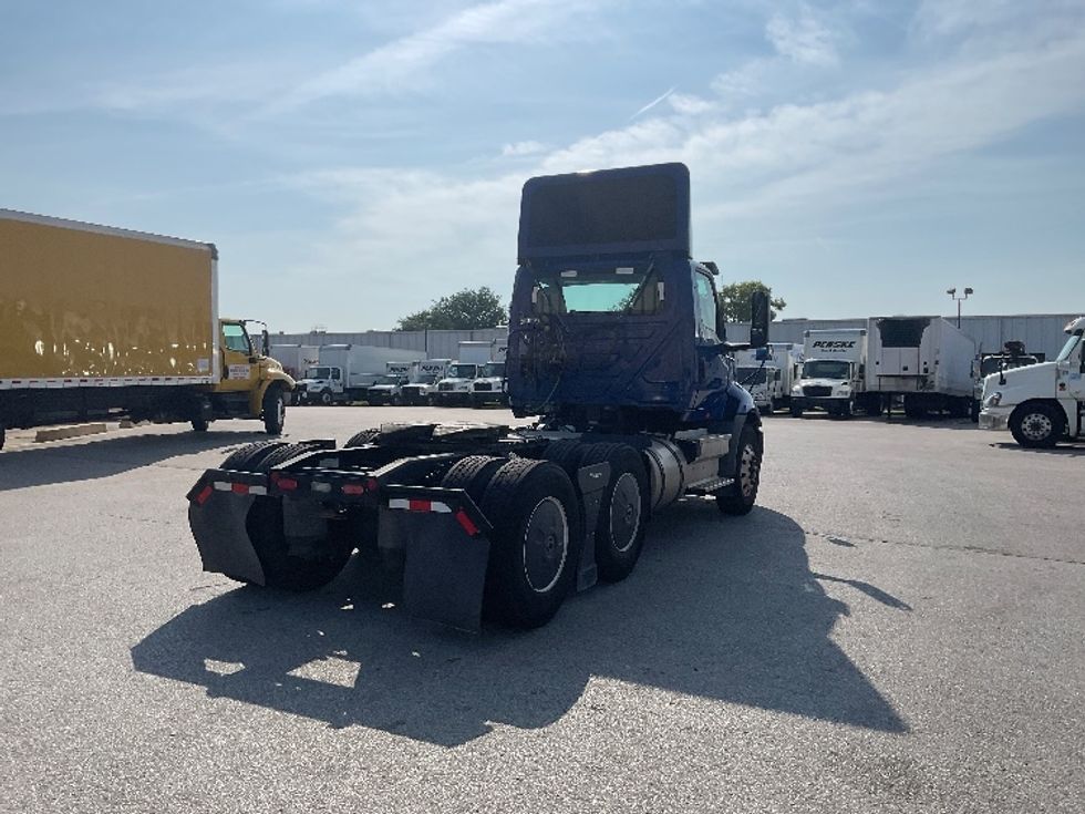 Day Cab Tractor-Heavy Duty Tractors-International-2020-RH613-Moberly-MO-348,386\n\t\tmiles-$ 30,000 - Image 7