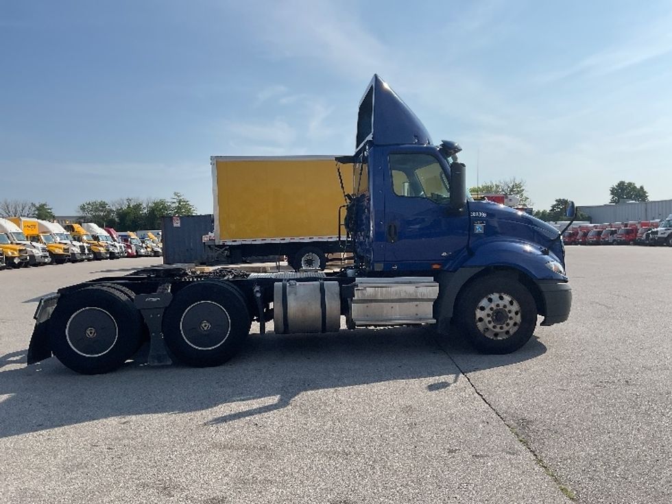 Day Cab Tractor-Heavy Duty Tractors-International-2020-RH613-Moberly-MO-348,386\n\t\tmiles-$ 30,000 - Image 8