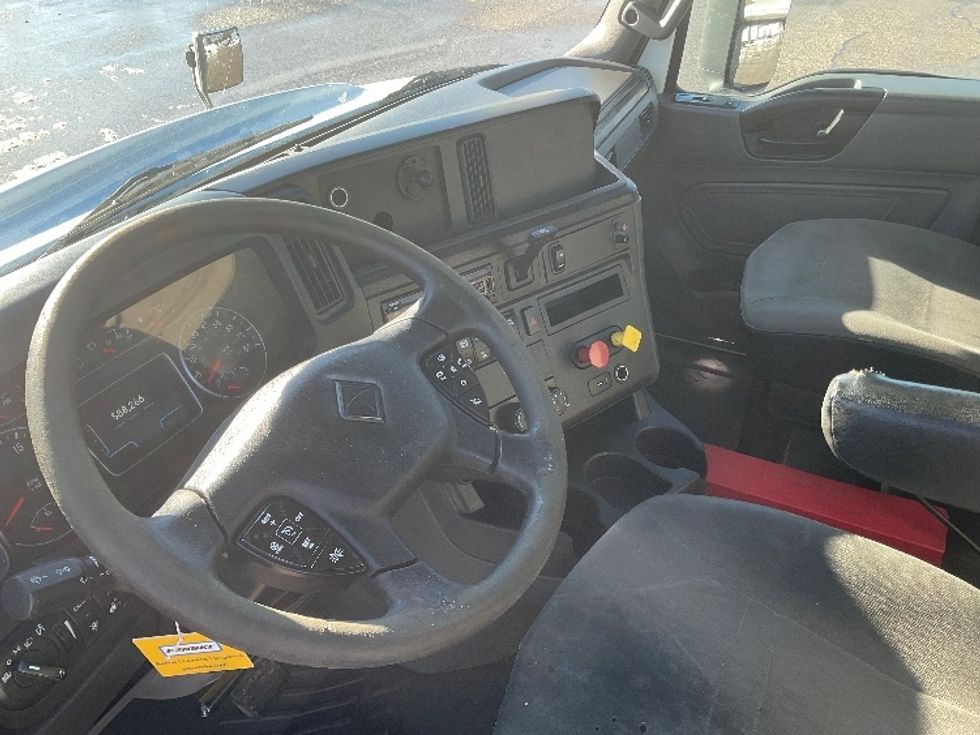 Day Cab Tractor-Heavy Duty Tractors-International-2020-RH613-Muskegon-MI-588,266\n\t\tmiles-$ 23,250 - Image 10