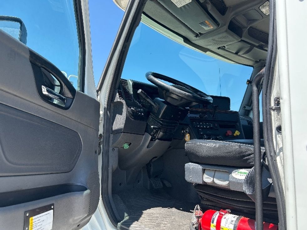 Day Cab Tractor-Heavy Duty Tractors-International-2020-RH613-Oklahoma City-OK-171,510\n\t\tmiles-$ 33,500 - Image 9