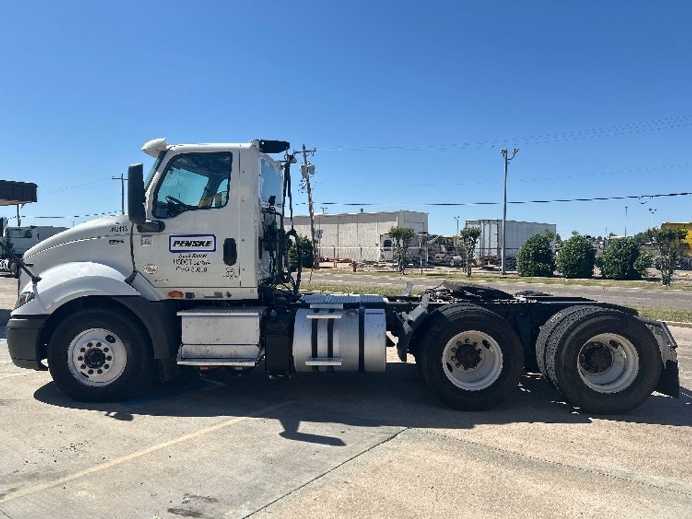 Day Cab Tractor-Heavy Duty Tractors-International-2020-RH613-Oklahoma City-OK-172,025\n\t\tmiles-$ 33,000 - Image 4