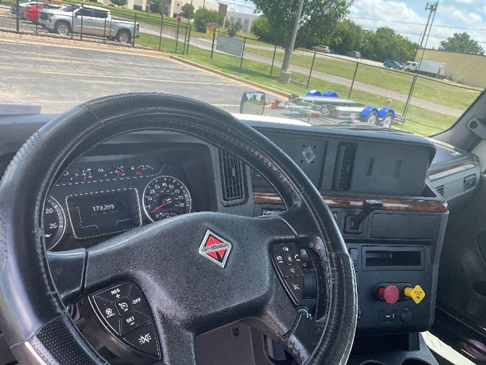 Day Cab Tractor-Heavy Duty Tractors-International-2020-RH613-Oklahoma City-OK-173,395\n\t\tmiles-$ 33,500 - Image 10