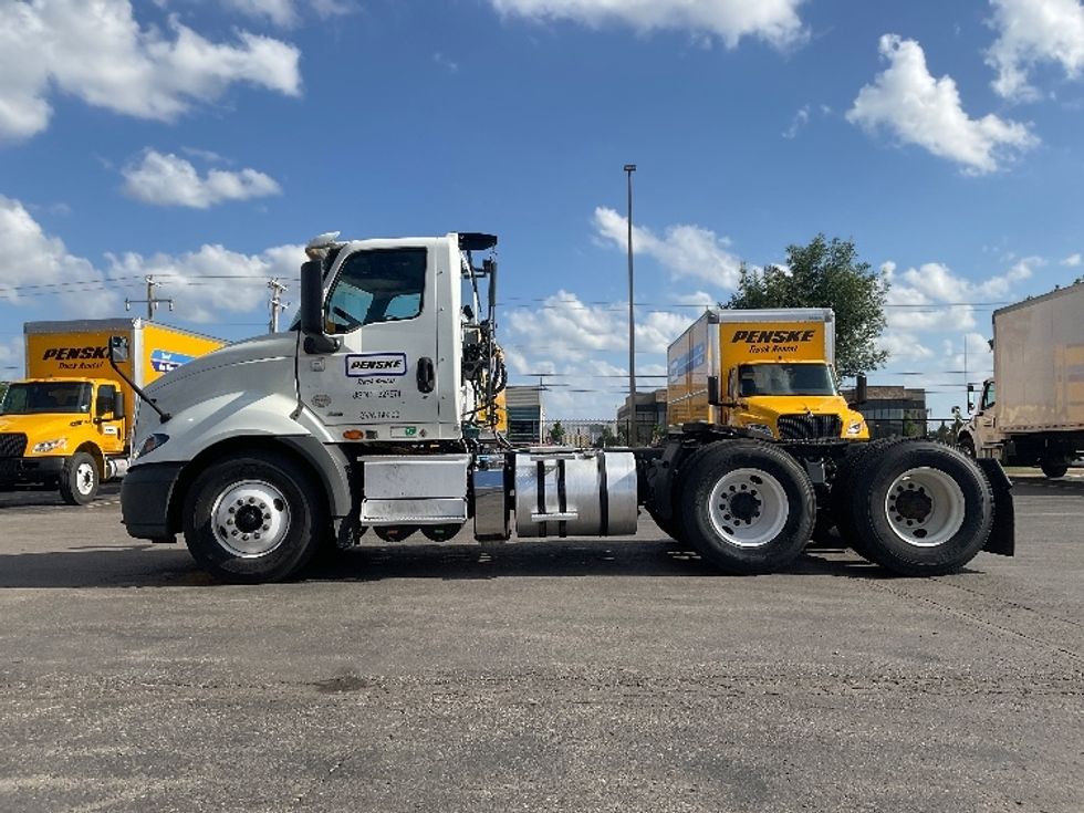 Day Cab Tractor-Heavy Duty Tractors-International-2020-RH613-Oklahoma City-OK-173,395\n\t\tmiles-$ 33,500 - Image 4