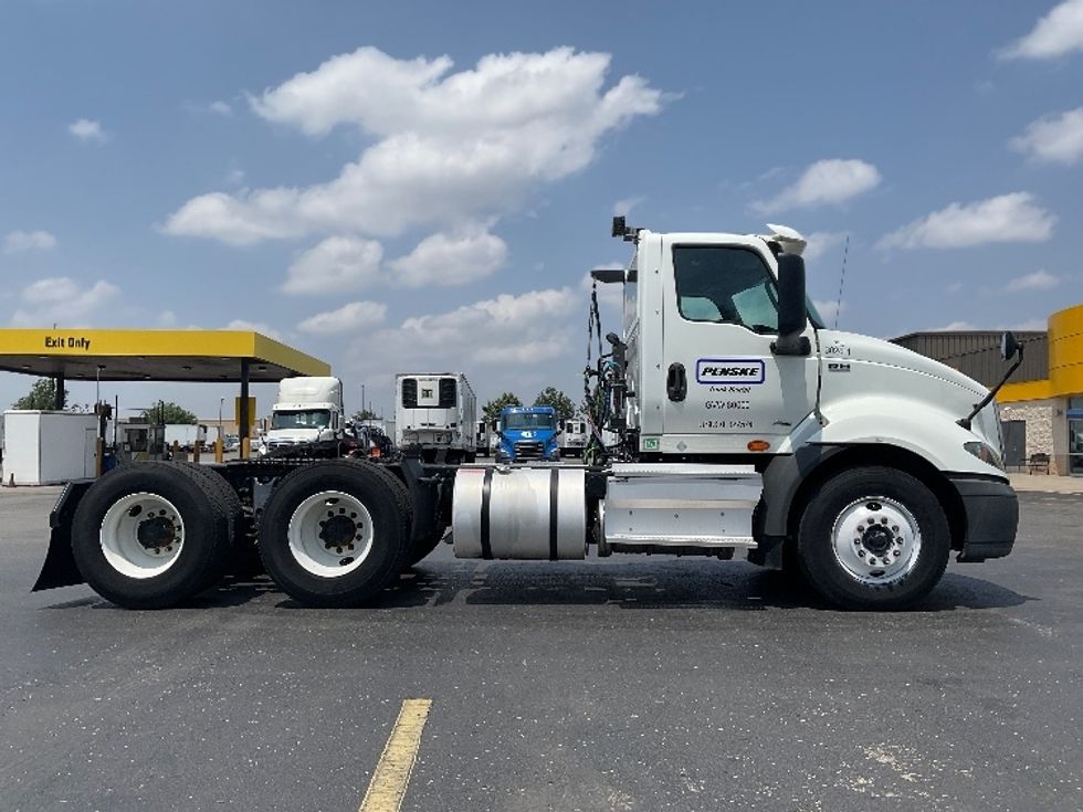 Day Cab Tractor-Heavy Duty Tractors-International-2020-RH613-Oklahoma City-OK-189,640\n\t\tmiles-$ 33,500 - Image 8