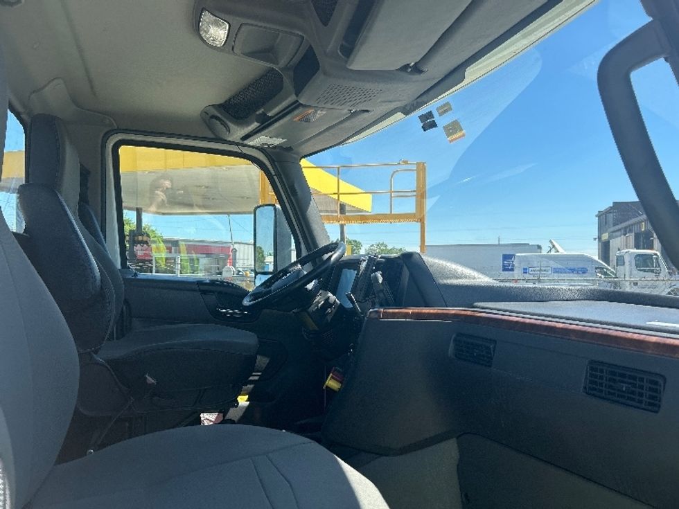Day Cab Tractor-Heavy Duty Tractors-International-2020-RH613-Oklahoma City-OK-200,105\n\t\tmiles-$ 32,750 - Image 14