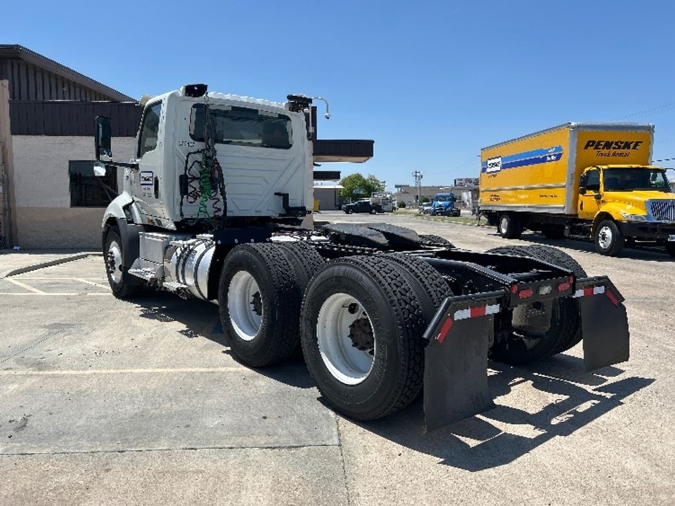 Day Cab Tractor-Heavy Duty Tractors-International-2020-RH613-Oklahoma City-OK-200,105\n\t\tmiles-$ 32,750 - Image 5