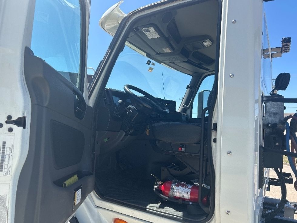 Day Cab Tractor-Heavy Duty Tractors-International-2020-RH613-Oklahoma City-OK-200,105\n\t\tmiles-$ 32,750 - Image 9