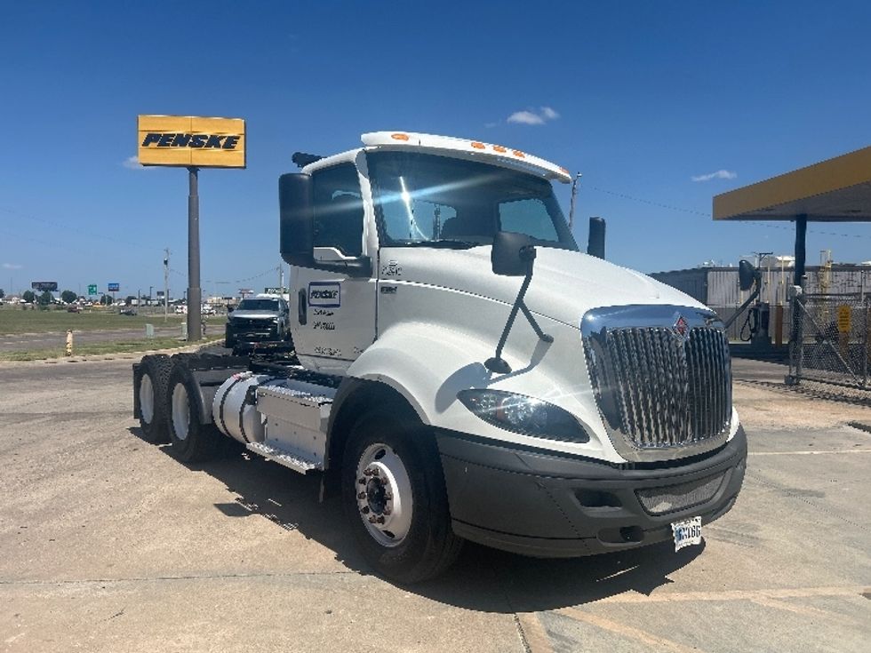 Day Cab Tractor-Heavy Duty Tractors-International-2020-RH613-Oklahoma City-OK-210,239\n\t\tmiles-$ 33,500 - Image 1