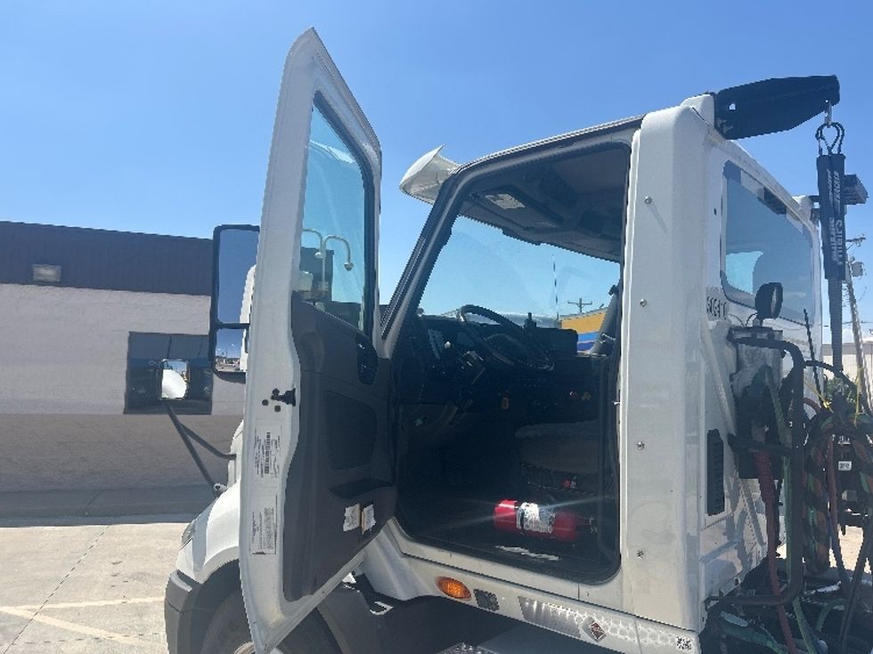 Day Cab Tractor-Heavy Duty Tractors-International-2020-RH613-Oklahoma City-OK-210,239\n\t\tmiles-$ 33,500 - Image 9