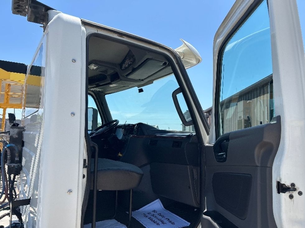 Day Cab Tractor-Heavy Duty Tractors-International-2020-RH613-Oklahoma City-OK-255,102\n\t\tmiles-$ 33,750 - Image 12