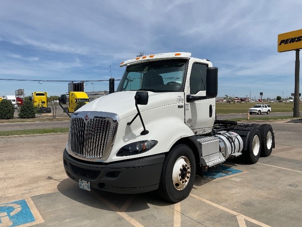 Day Cab Tractor-Heavy Duty Tractors-International-2020-RH613-Oklahoma City-OK-255,102\n\t\tmiles-$ 33,750 - Image 3
