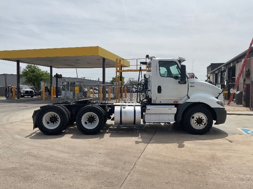 Day Cab Tractor-Heavy Duty Tractors-International-2020-RH613-Oklahoma City-OK-255,102\n\t\tmiles-$ 33,750 - Image 8