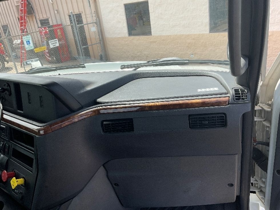 Day Cab Tractor-Heavy Duty Tractors-International-2020-RH613-Oklahoma City-OK-314,979\n\t\tmiles-$ 30,500 - Image 13
