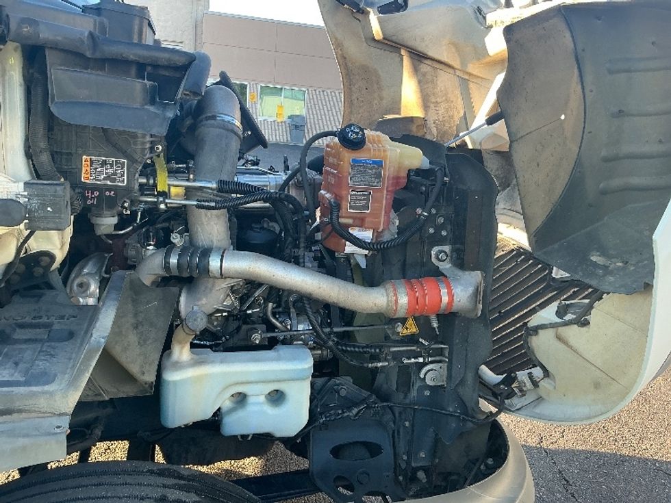 Day Cab Tractor-Heavy Duty Tractors-International-2020-RH613-Olive Branch-MS-140,805\n\t\tmiles-$ 21,000 - Image 15