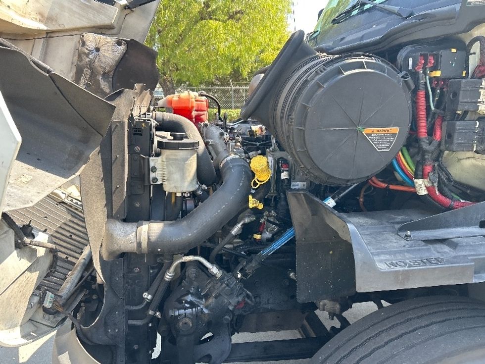 Day Cab Tractor-Heavy Duty Tractors-International-2020-RH613-Ontario-CA-92,536\n\t\tmiles-$ 34,000 - Image 16