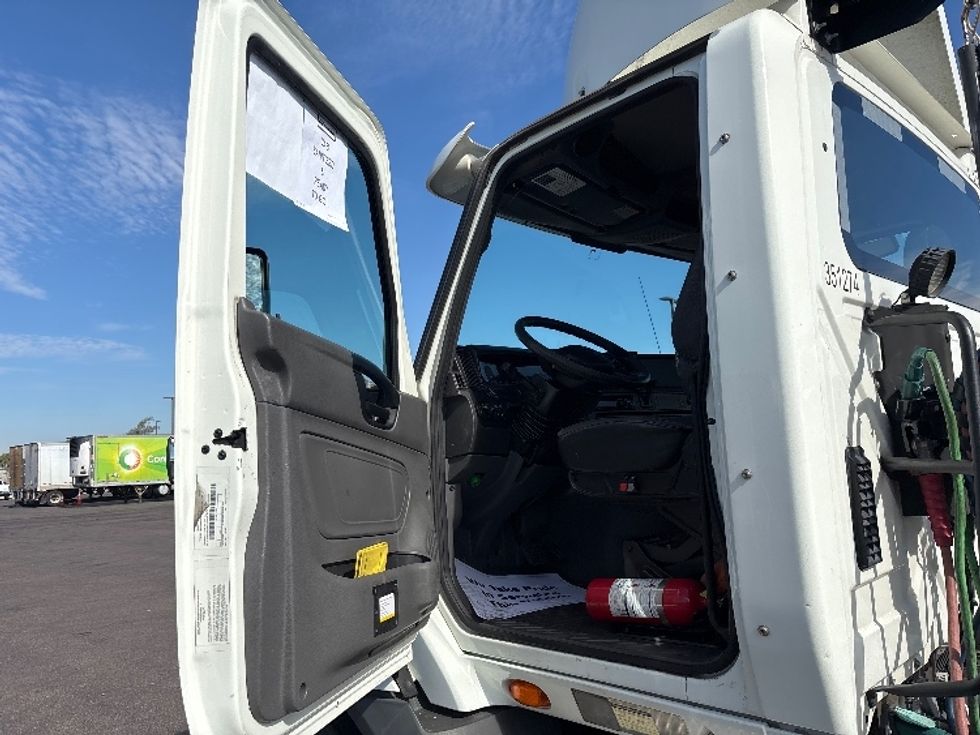 Day Cab Tractor-Heavy Duty Tractors-International-2020-RH613-Phoenix-AZ-153,923\n\t\tmiles-$ 26,500 - Image 10