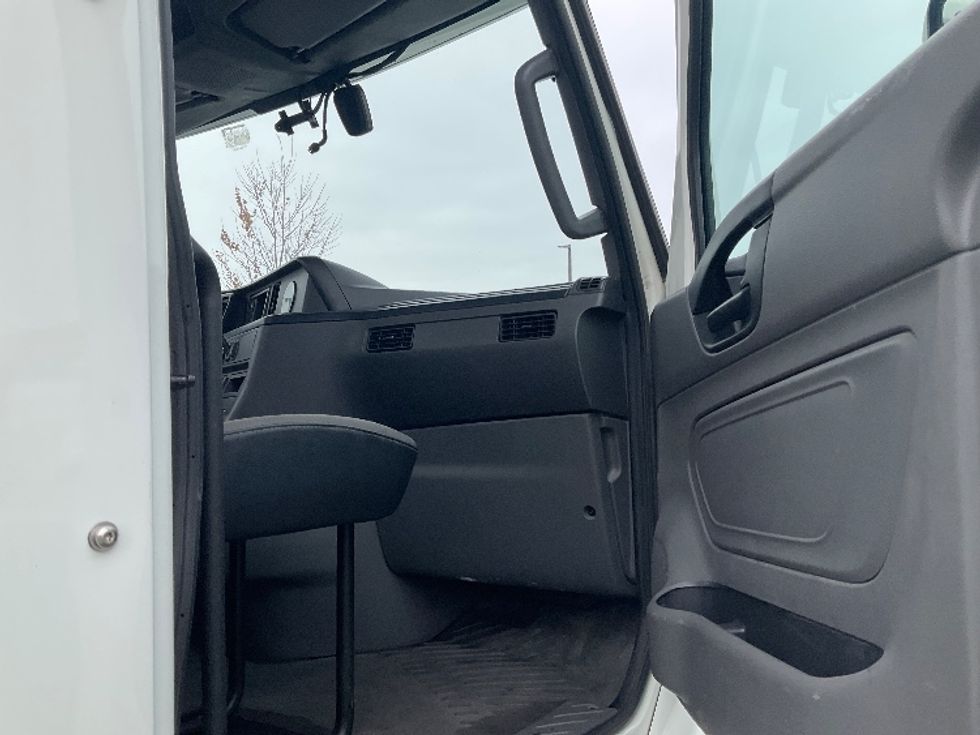 Day Cab Tractor-Heavy Duty Tractors-International-2020-RH613-Piqua-OH-470,442\n\t\tmiles-$ 24,750 - Image 12