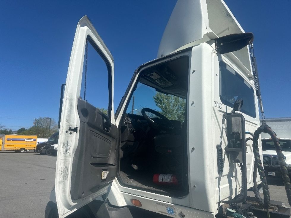 Day Cab Tractor-Heavy Duty Tractors-International-2020-RH613-Rothschild-WI-269,698\n\t\tmiles-$ 29,250 - Image 9