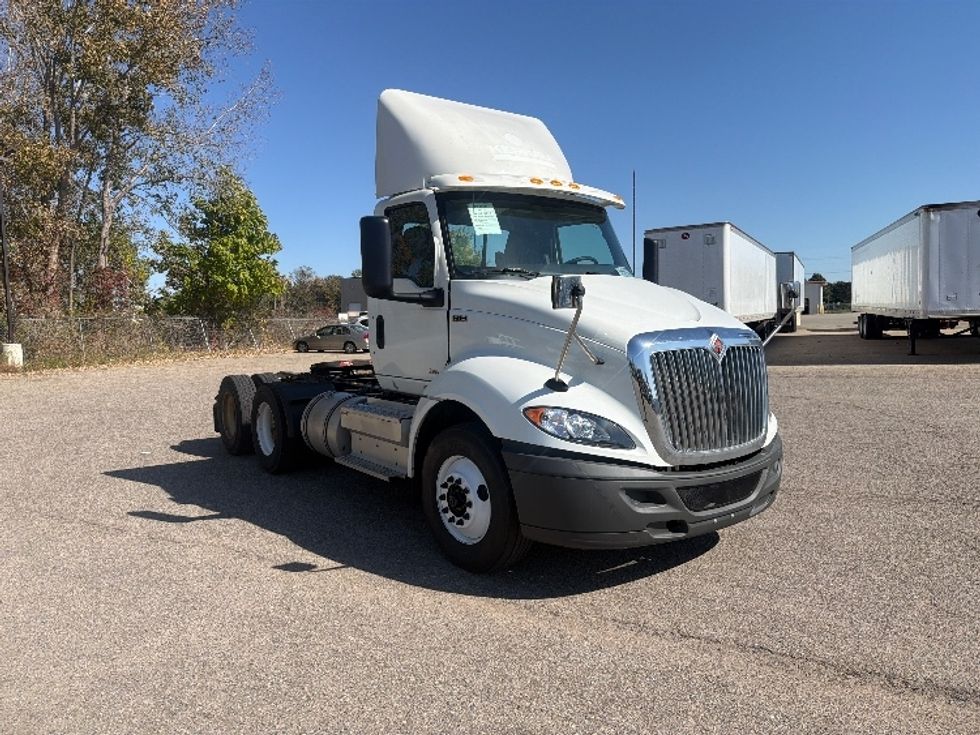 Day Cab Tractor-Heavy Duty Tractors-International-2020-RH613-Saginaw-MI-85,003\n\t\tmiles-$ 27,250 - Image 1