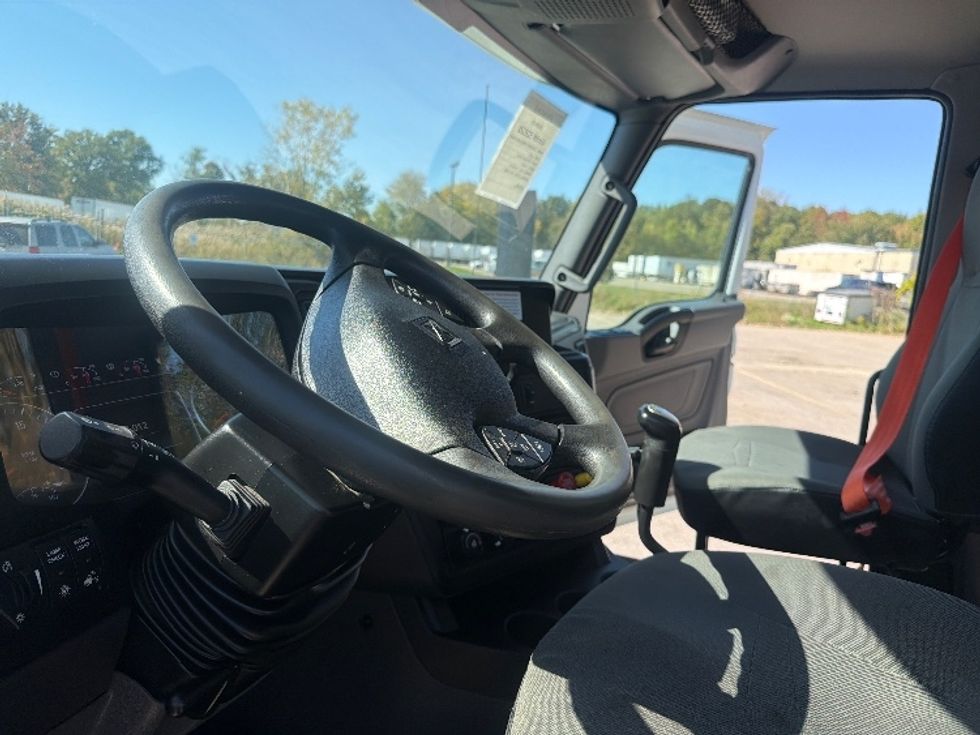Day Cab Tractor-Heavy Duty Tractors-International-2020-RH613-Saginaw-MI-85,003\n\t\tmiles-$ 27,250 - Image 10
